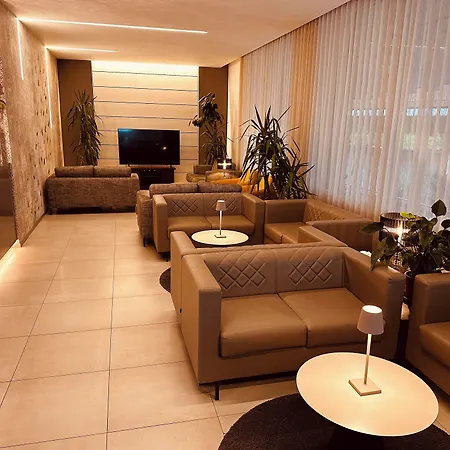 Derby S מלון לידו די ג'סולו