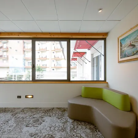 Derby S Otel
