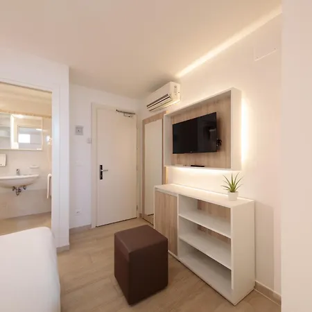 Derby S Otel 3*
