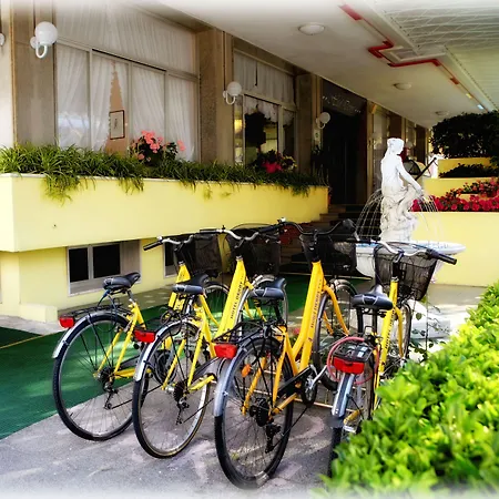 Derby S 3* 리도 디 예솔로