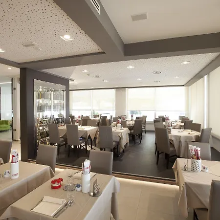 Hotel Derby S 3*