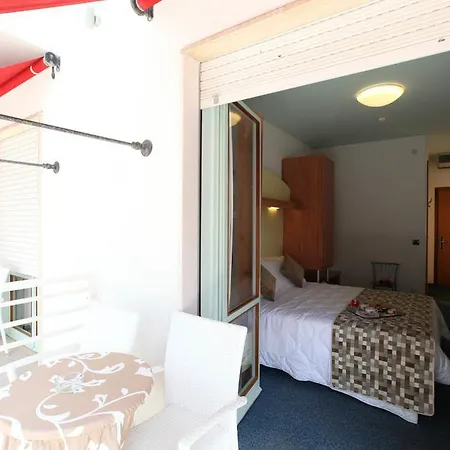 Derby S Otel
