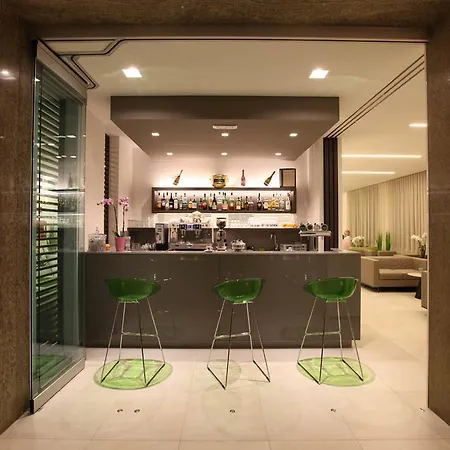 Otel Derby S