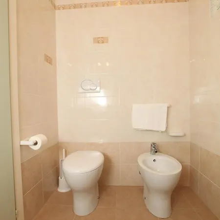 Derby S Hotel 3*
