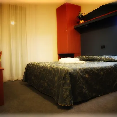 Derby S Otel