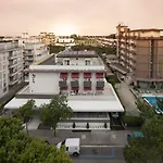 Ξενοδοχείο Derby S 3*